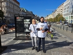 Luboš Zajíc a Veronika Pokorná se účastní sbírky Bílá pastelka v centru Prahy