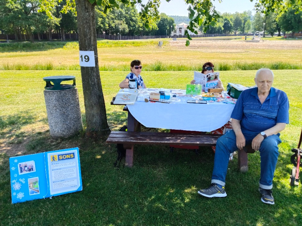 Pomáhejme s radostí